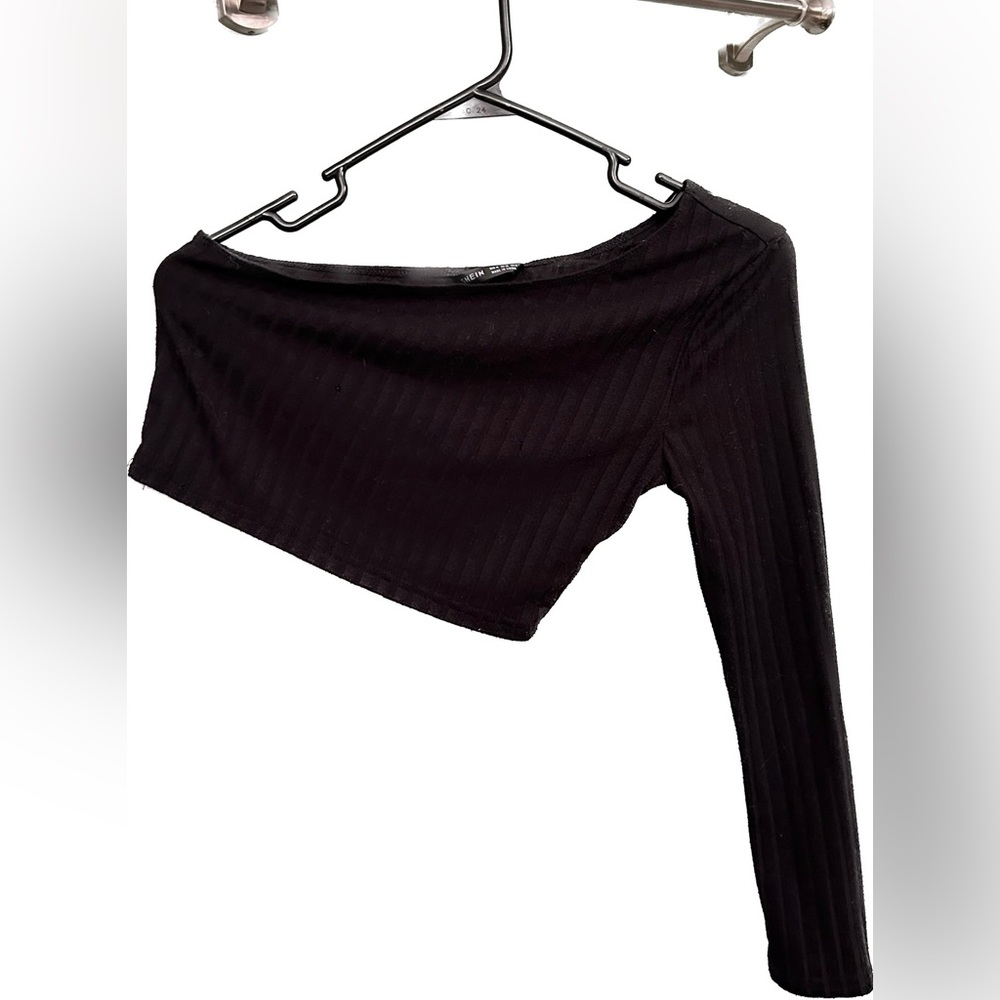 Black one arm crop top